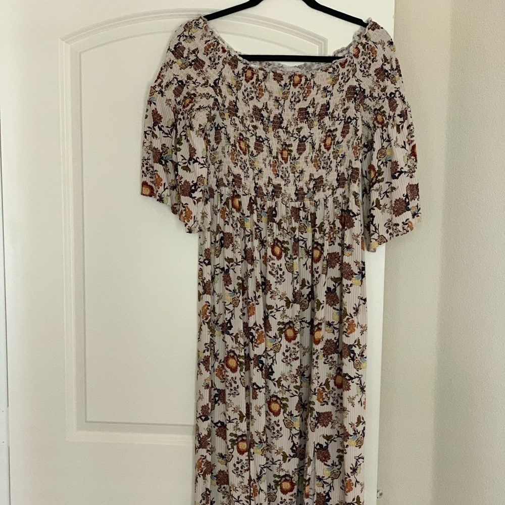 Maxi dress with split